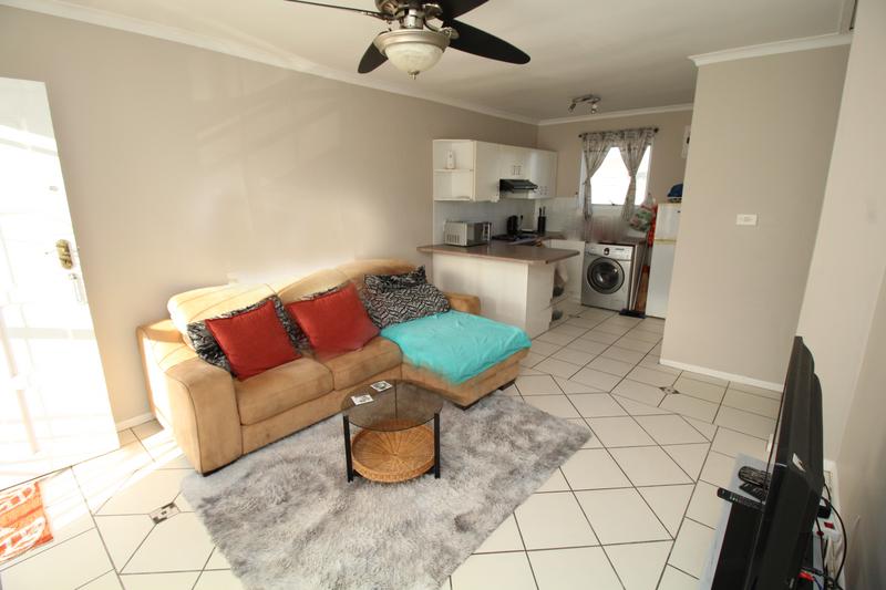 To Let 2 Bedroom Property for Rent in Vredekloof Western Cape